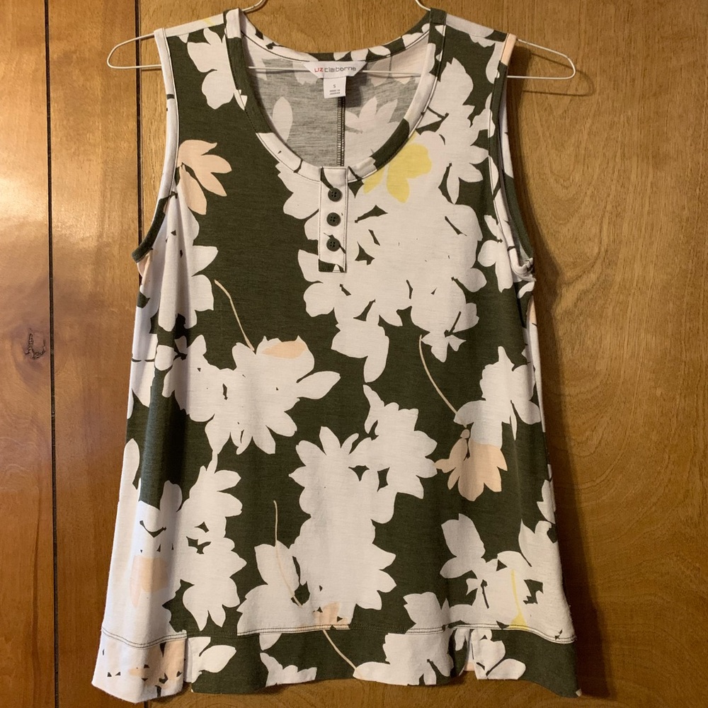 Ladies Brand Liz Claiborne Size Small Sleeveless Shirt. NEW!!